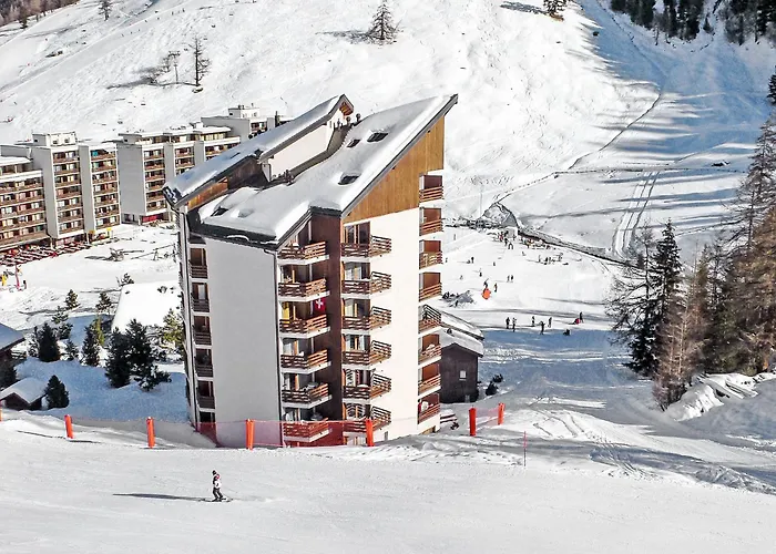 Mont-fort 70 By Interhome شقة